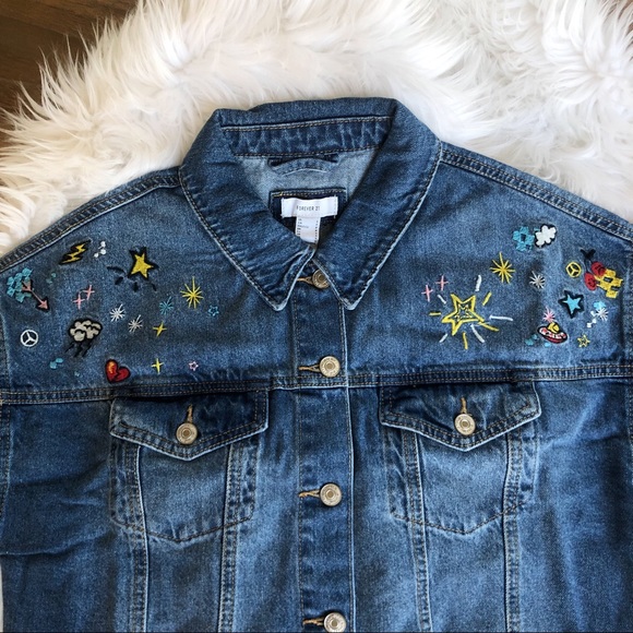 Embroidered cropped denim jacket, brand new. - Picture 4 of 11